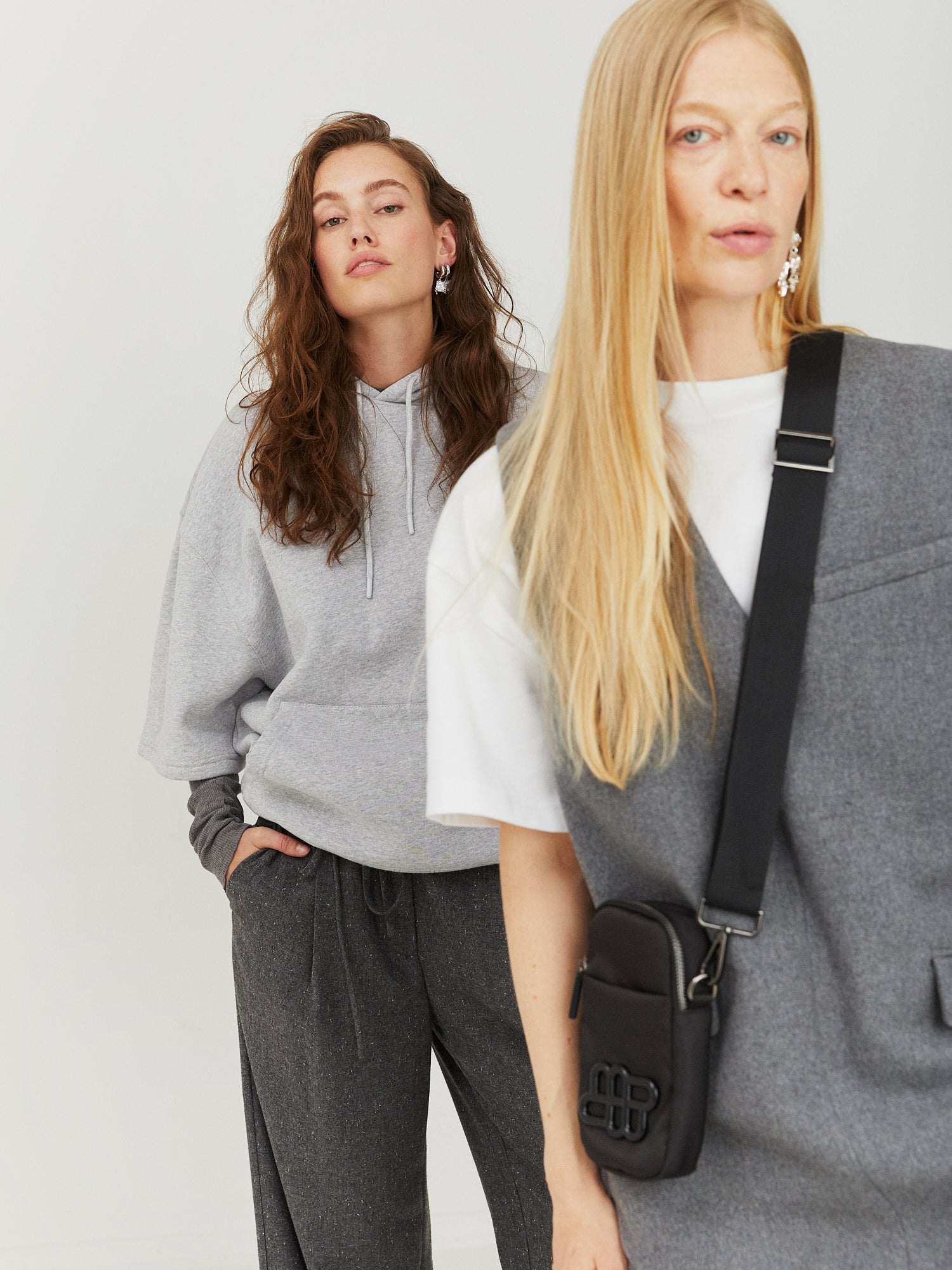 Short sleeve hoodie - Heather Grey